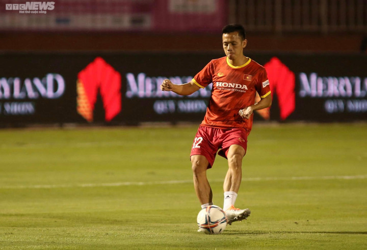 Trực tiếp bóng đá Việt Nam 4-0 Singapore: Khuất Văn Khang lập công - 6