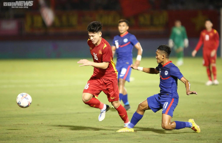Trực tiếp bóng đá Việt Nam 4-0 Singapore: Khuất Văn Khang lập công - 4