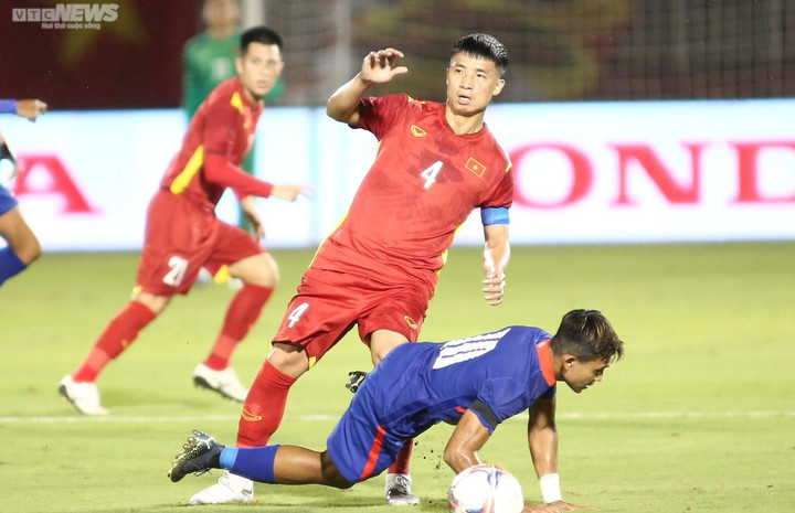 Trực tiếp bóng đá Việt Nam 4-0 Singapore: Khuất Văn Khang lập công - 3