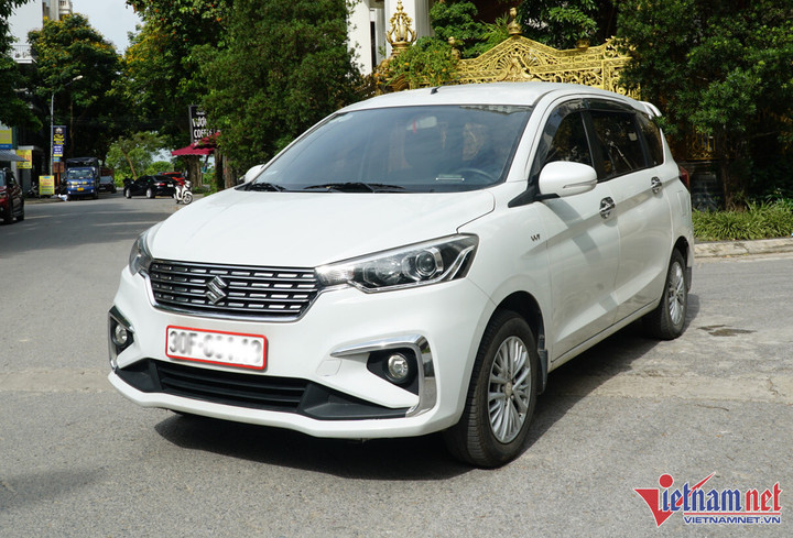 Suzuki Ertiga chạy 3 năm bán lỗ 160 triệu đồng - 1