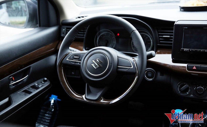 Suzuki Ertiga chạy 3 năm bán lỗ 160 triệu đồng - 3