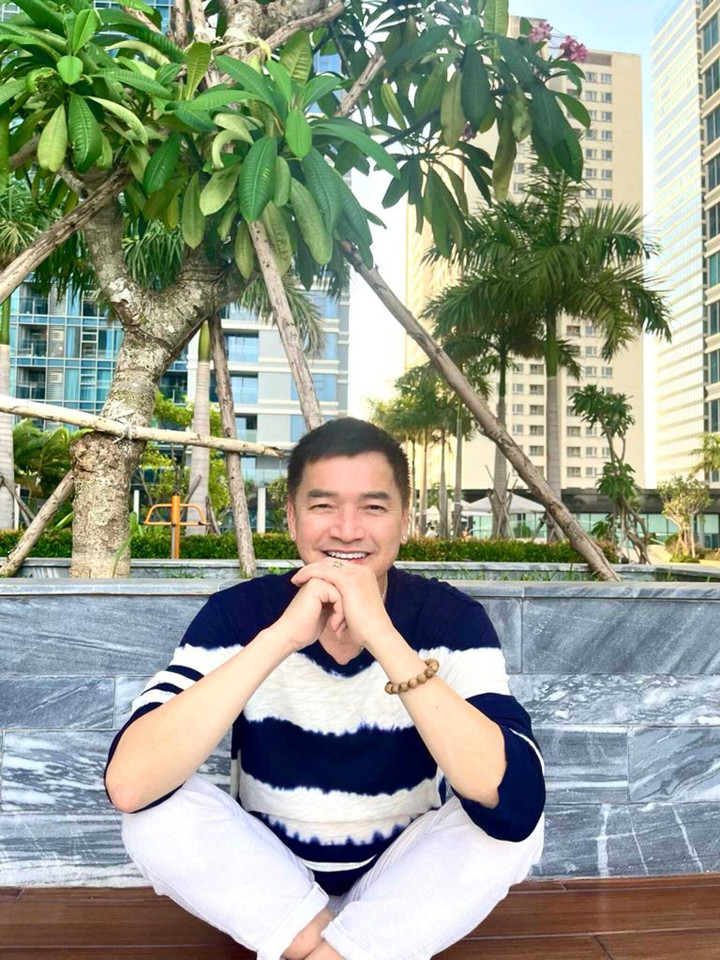 Cuộc sống của Quang Minh, Hồng Đào sau 3 năm trở về thời độc thân - 10