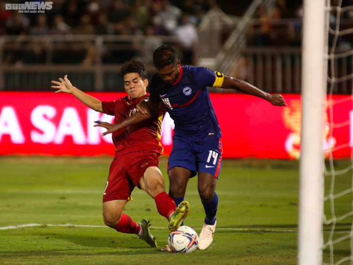 Sao trẻ U23 ra mắt ấn tượng ở tuyển Việt Nam, thách thức vị trí của đàn anh - 2