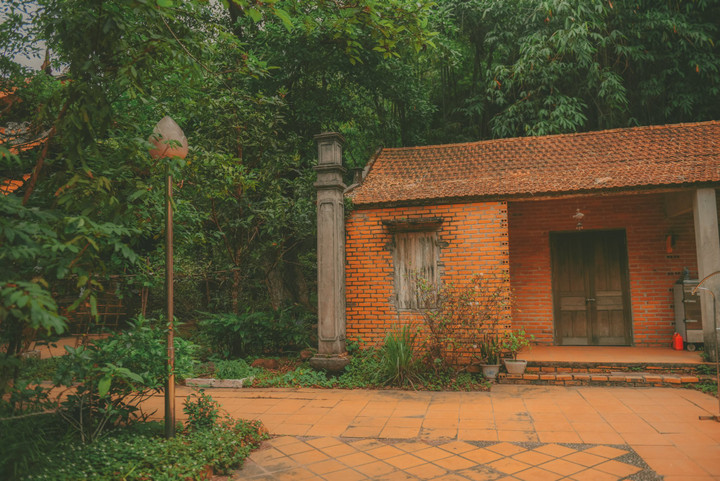 Vẻ thoát tục của ngôi cổ tự ẩn trên núi cao ở Quảng Ninh ít người biết - 4