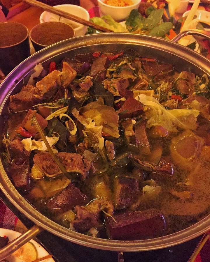 Thắng cố - đặc sản Hà Giang có nguyên liệu đặc biệt, ai can đảm mới dám thử - 3