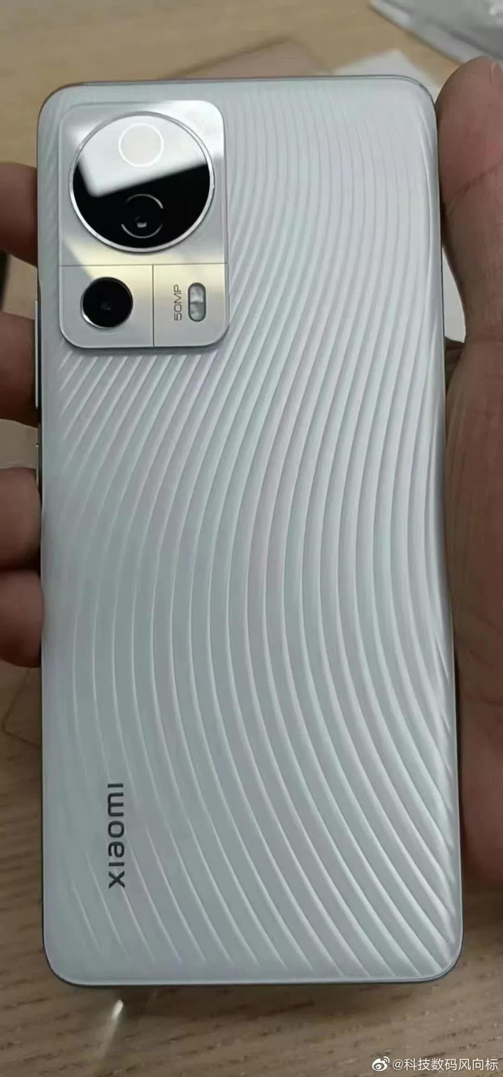 Xiaomi chuẩn bị ra mắt điện thoại có 'Dynamic Island' - 2