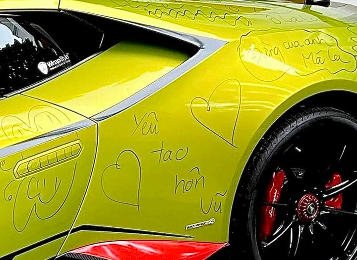 Những màn trổ tài vẽ vời 'đắt giá' của con trẻ khiến bố mẹ chết lặng - 3