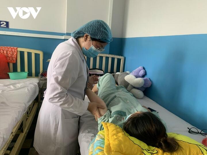 Lo ngại biến chứng nặng khi bị sốt xuất huyết - 2