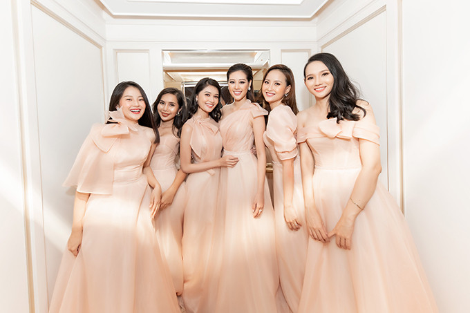 Những sao Việt đẹp lấn át cả nhân vật chính khi làm phù dâu - 6