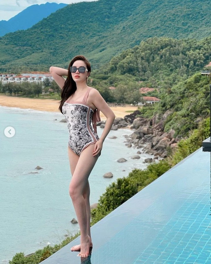 Sao Việt 24/9: Tuấn Hưng tiếp tục được hát ngoài ban công sau khi bị phạt - 8