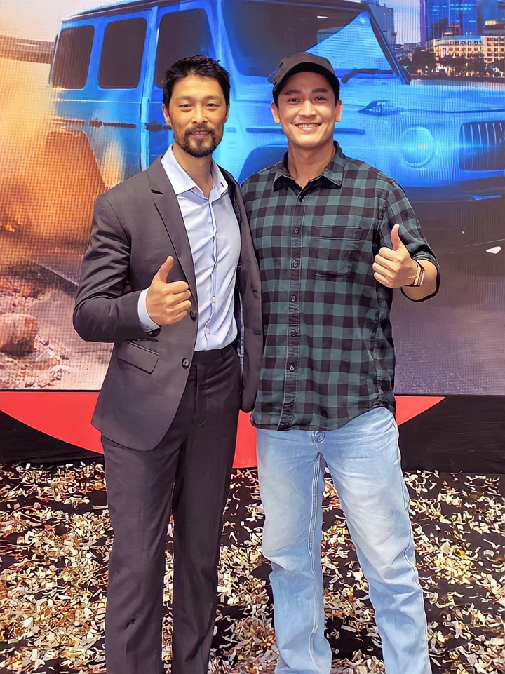 Sao Việt 26/9: Johnny Trí Nguyễn tái xuất bảnh bao bên Hứa Vĩ Văn - 1