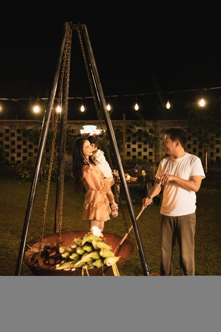 Trường Giang – Nhã Phương tung bộ ảnh ngọt ngào kỷ niệm 4 năm ngày cưới - 5