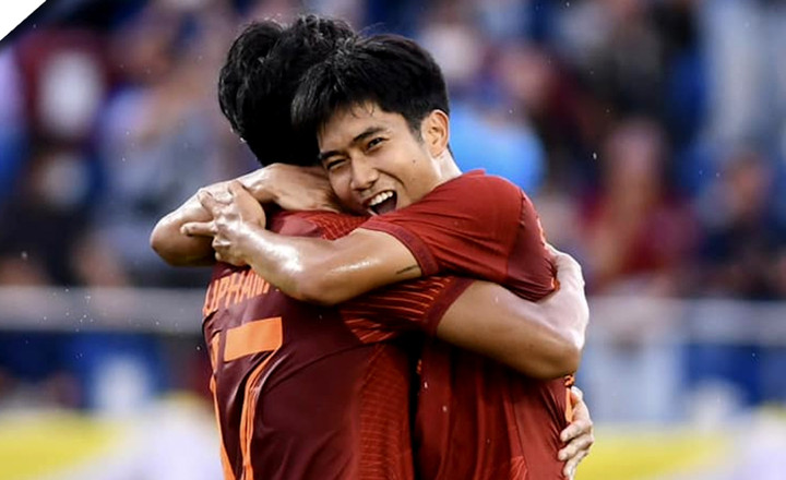 Trực tiếp bóng đá Thái Lan 2-1 Trinidad & Tobago: Siêu phẩm của Supachok - 1