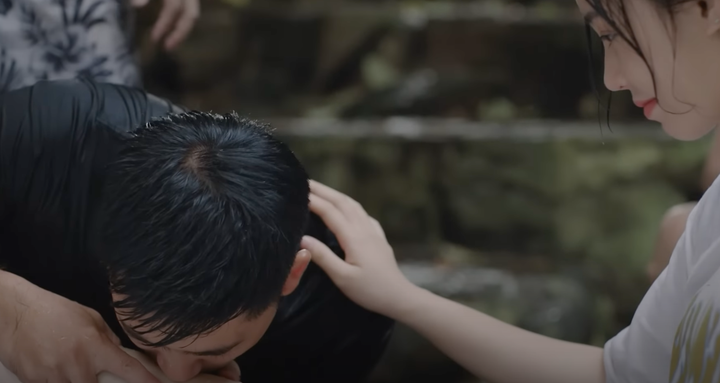 'Gara hạnh phúc' tập 22: Khải xả thân cứu Sơn Ca khi cô bị rắn cắn - 2