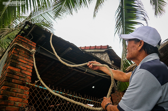 Ảnh: Bãi biển bao năm bị sóng 'ngoạm' ở Hội An trước giờ siêu bão Noru đổ bộ - 4