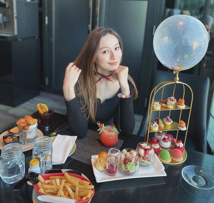 Nhan sắc cô gái chân dài 1,19 m đăng quang Hoa hậu Hong Kong 2022 - 11