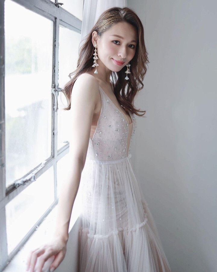 Nhan sắc cô gái chân dài 1,19 m đăng quang Hoa hậu Hong Kong 2022 - 7