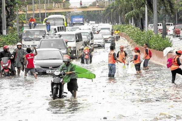 Siêu bão Noru tiếp tục ‘quét’ Philippines, gây ngập lụt nhiều nơi - 8