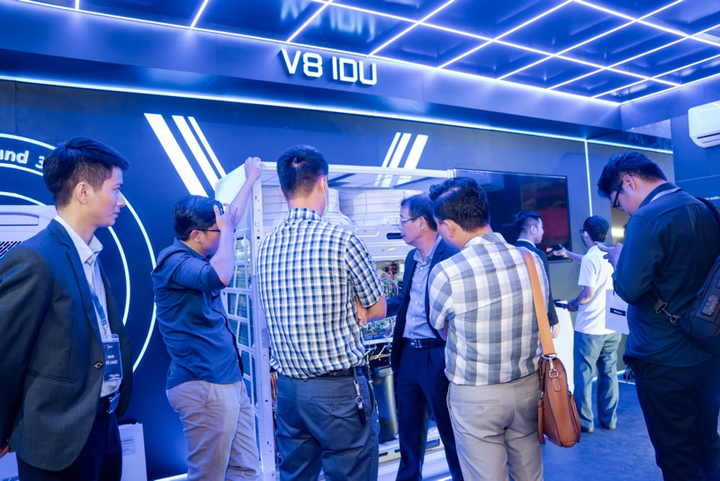 Midea HVAC Việt Nam tổ chức thành công sự kiện ra mắt điều hòa trung tâm V8 - 4