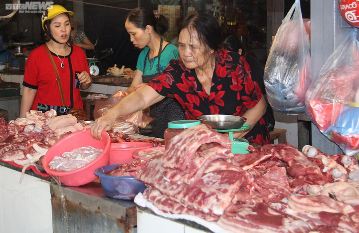 Giá heo hơi hôm nay 28/9: Giảm nhẹ ở miền Trung - Tây Nguyên - 1