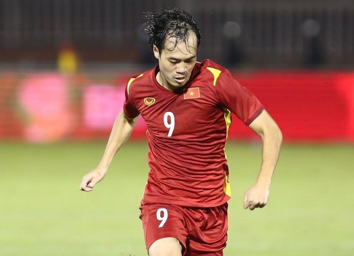 Văn Toàn: 5 năm không ghi bàn, áp lực rất lớn - 1