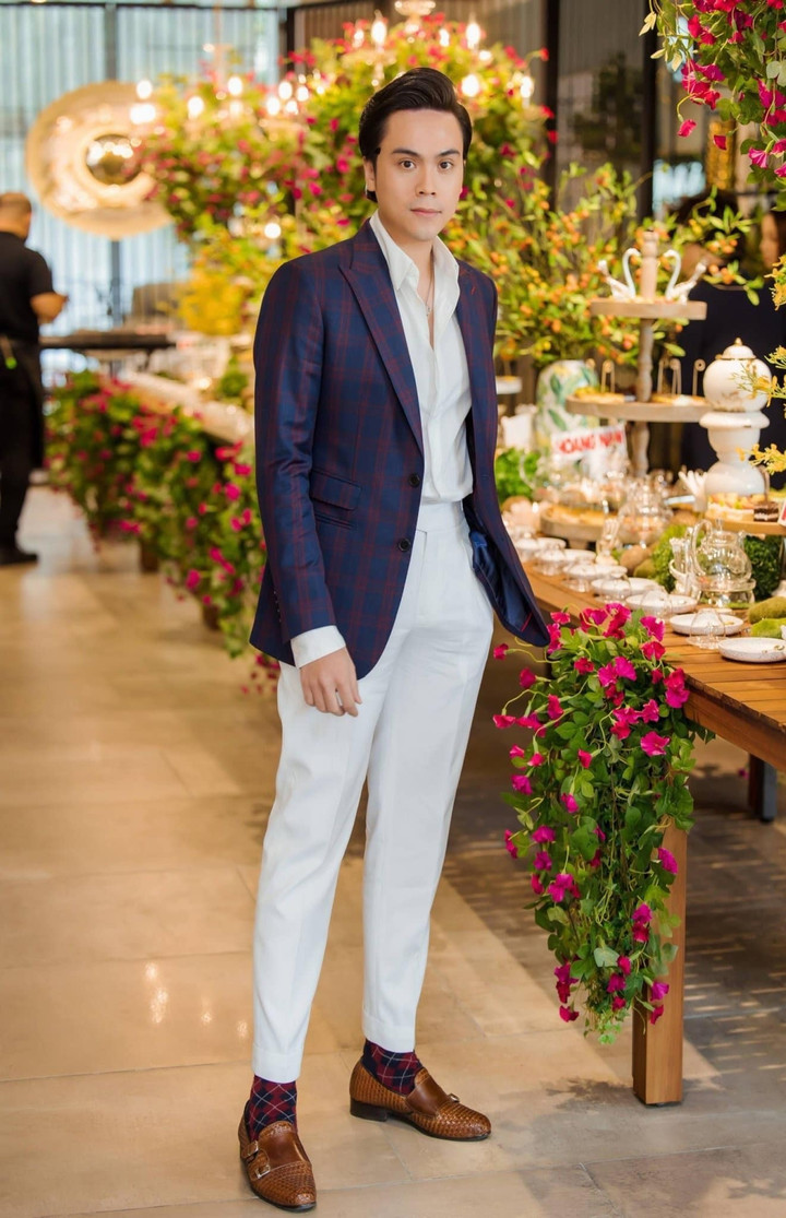 Nhiều sao Việt góp tiền giúp miền Trung khắc phục hậu quả bão số 4 - 6