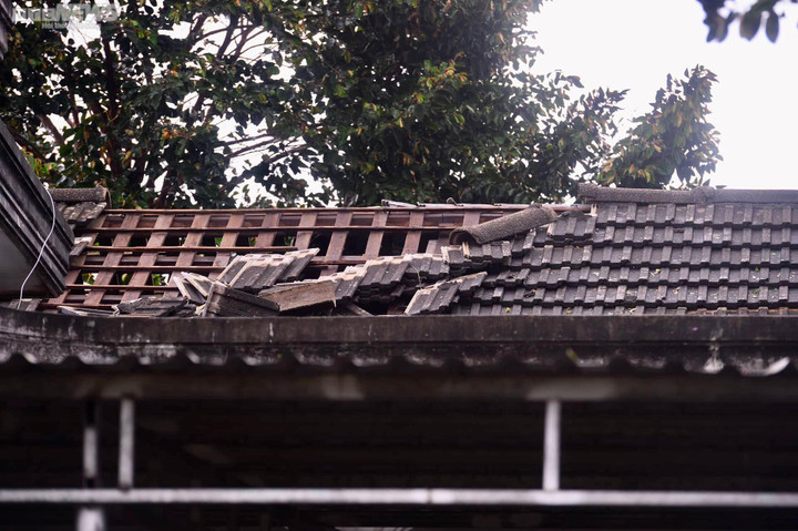 Trực tiếp: Những hình ảnh tan hoang sau bão sáng 28/9 - 7