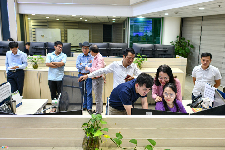 Đêm đón bão Noru ở Trung tâm Khí tượng Thủy văn Quốc gia - 4