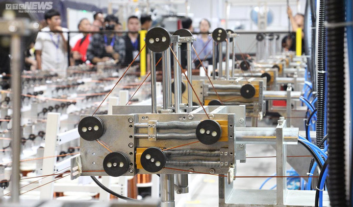 Cận cảnh xe máy điện VinFast Evo200 ‘3 nhất’: mới nhất, đi xa nhất, giá tốt nhất - 11