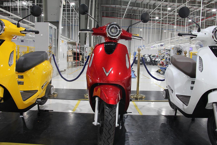 Cận cảnh xe máy điện VinFast Evo200 ‘3 nhất’: mới nhất, đi xa nhất, giá tốt nhất - 4