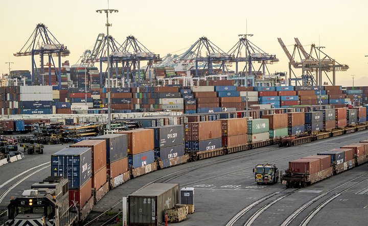 Việt Nam thăng hạng chuỗi cung ứng, bất động sản nào đang hưởng lợi? - 1