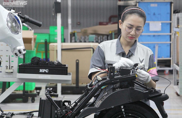 Cận cảnh xe máy điện VinFast Evo200 ‘3 nhất’: mới nhất, đi xa nhất, giá tốt nhất - 6