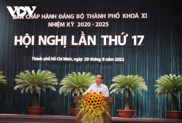 Bí thư TP.HCM: Nhiều việc của thành phố còn vướng mắc, tồn đọng - 1