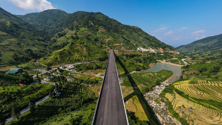 Cận cảnh cây cầu cạn có trụ cao nhất Việt Nam - 11