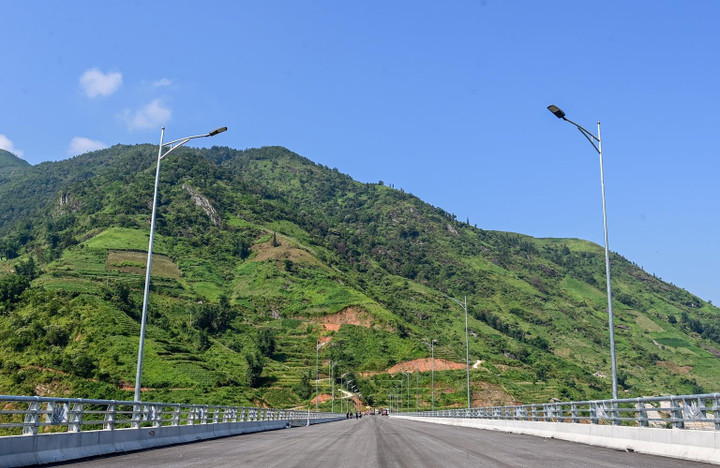 Cận cảnh cây cầu cạn có trụ cao nhất Việt Nam - 6