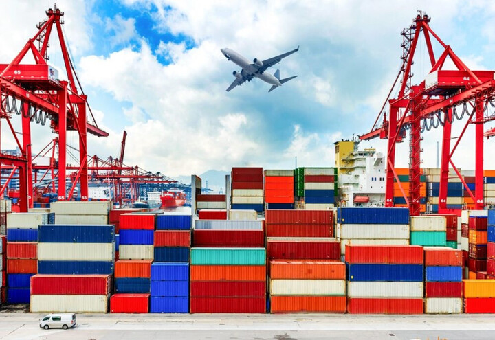 Việt Nam xuất siêu 6,52 tỷ USD sau 9 tháng - 1