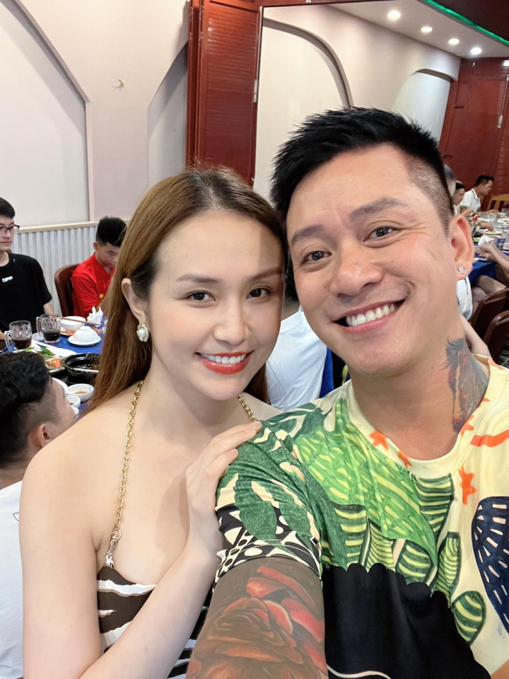 Sao Việt 1/10: H'Hen Niê phải nộp 12 triệu đồng vì gặp sự cố ở sân bay - 6