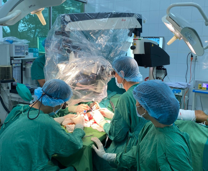 Bệnh viện Chợ Rẫy sẽ phải đóng cửa nếu không cho dùng máy đặt, máy mượn - 2