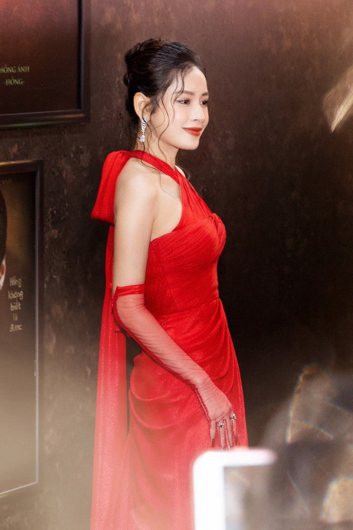 Chi Pu nổi bật lấn át đàn chị trong ngày trở lại điện ảnh sau 3 năm - 7