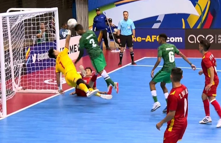 Trực tiếp bóng đá tuyển Việt Nam 3-1 Ả Rập Xê Út futsal châu Á 2022 - 1