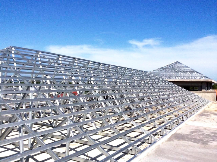 Nhiều dự án lớn tin dùng thép nhẹ Eurotruss, mái ngói Eurotruss - 1