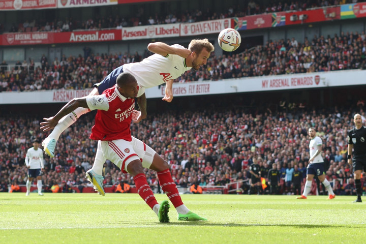 Trực tiếp bóng đá Arsenal 3-1 Tottenham: Jesus lập công - 2
