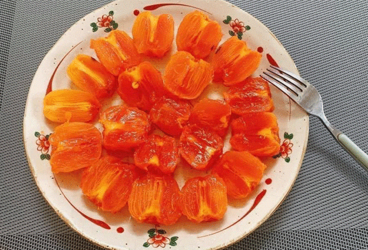 Hồng cổ đỏ chót như cà chua bi, dân Hà thành ồ ạt chốt đơn - 2