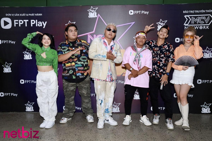 Đội Blacka xuất hiện 'cool ngầu' trước giờ lên sóng Liveshow 'Ngôi sao 30s' - 4