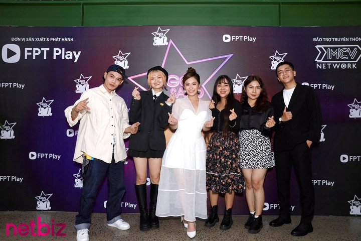 Đội Blacka xuất hiện 'cool ngầu' trước giờ lên sóng Liveshow 'Ngôi sao 30s' - 5