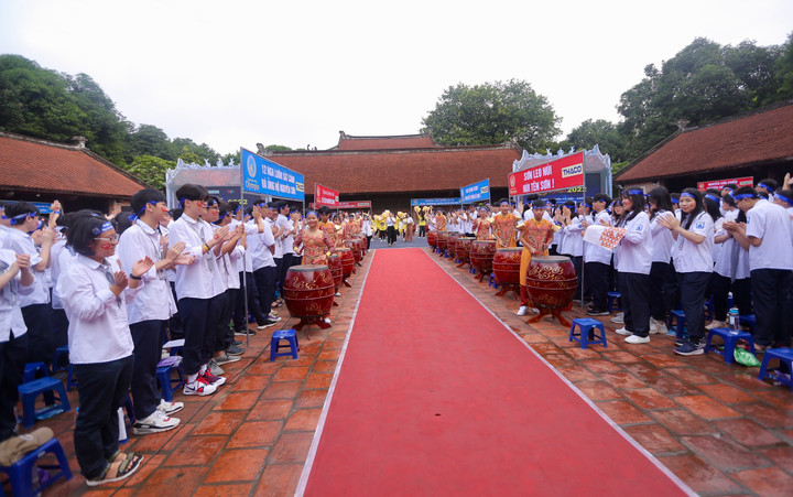 Đặng Lê Nguyên Vũ vô địch Đường lên đỉnh Olympia năm thứ 22 - 16