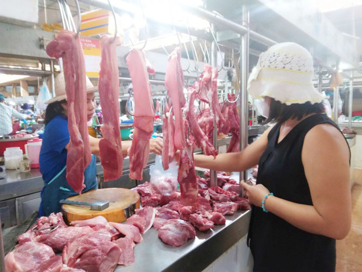 Giá heo hơi hôm nay: Đi ngang trên diện rộng - 2