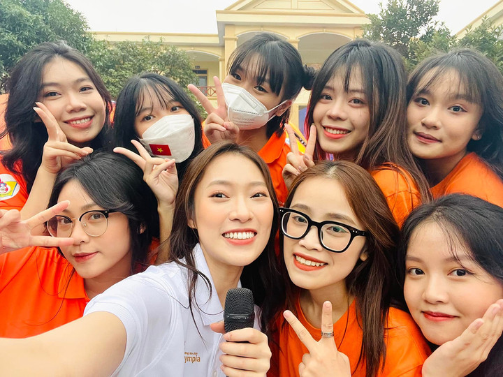 MC trẻ nhất dẫn chung kết Đường lên đỉnh Olympia - 3