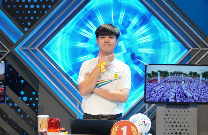 Đặng Lê Nguyên Vũ vô địch Đường lên đỉnh Olympia năm thứ 22 - 6