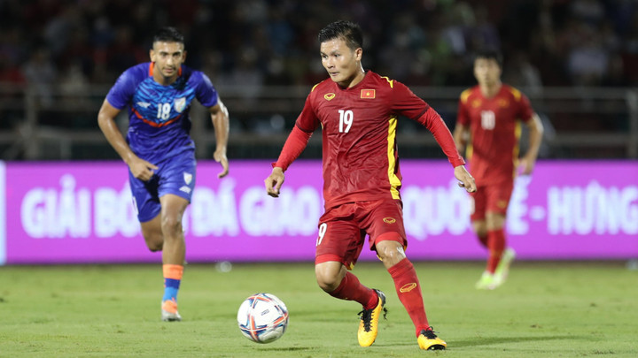 Quang Hải, Huỳnh Như được đề cử Quả Bóng Vàng Việt Nam 2022 - 1